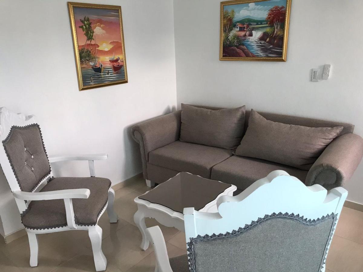 Apartamento Los Rieles Santiago De Los Caballeros Kültér fotó