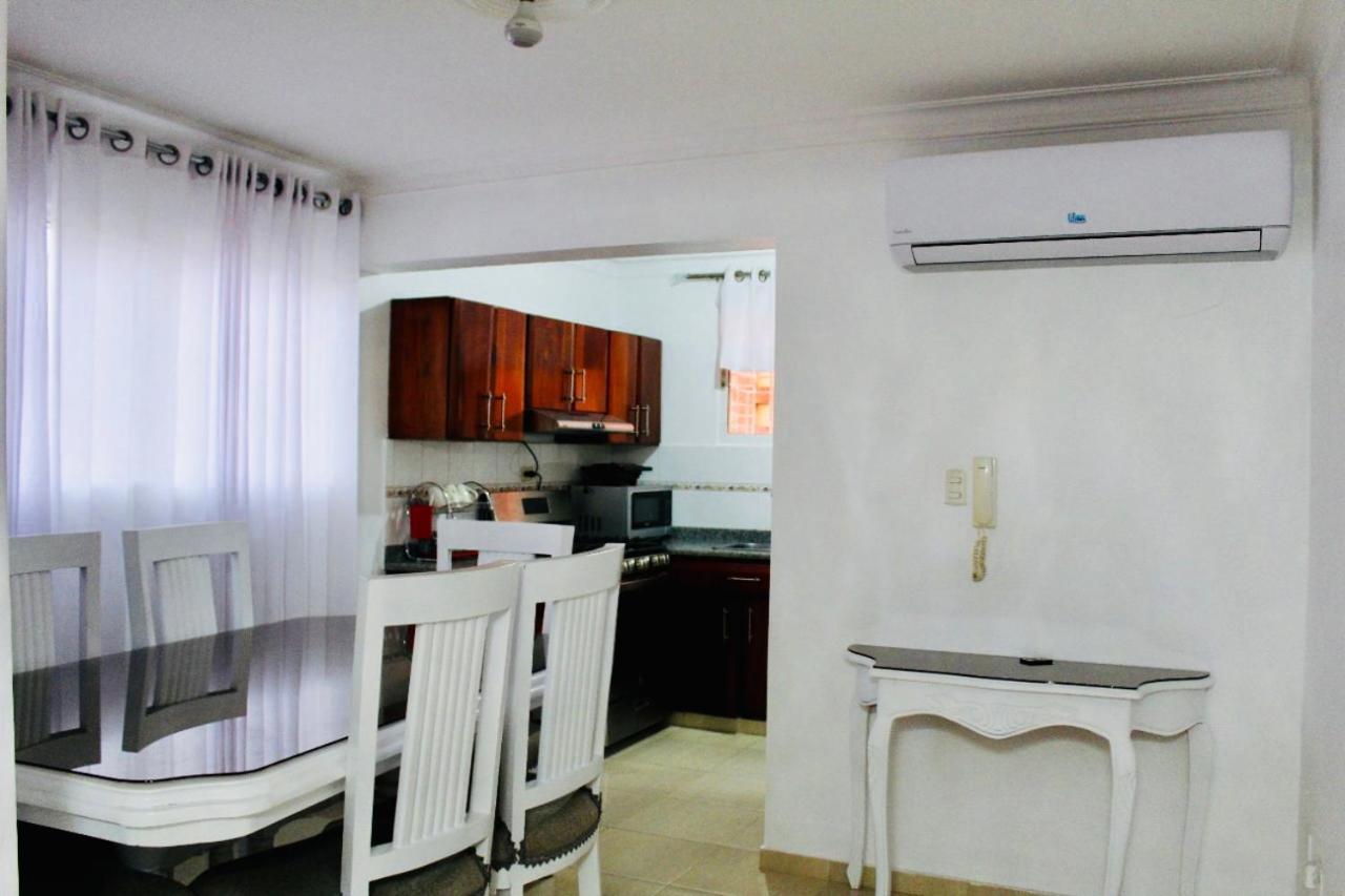 Apartamento Los Rieles Santiago De Los Caballeros Kültér fotó