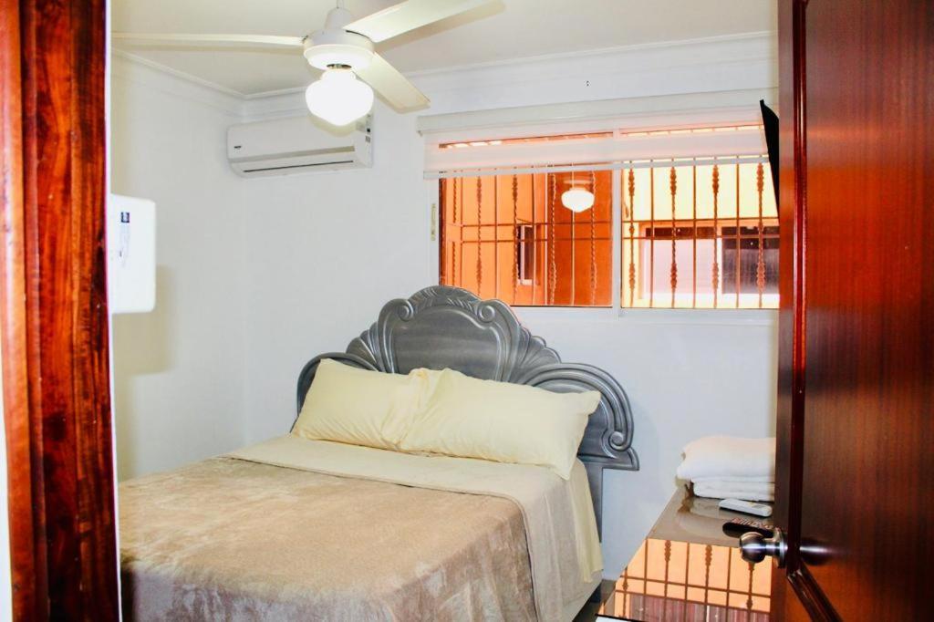 Apartamento Los Rieles Santiago De Los Caballeros Kültér fotó