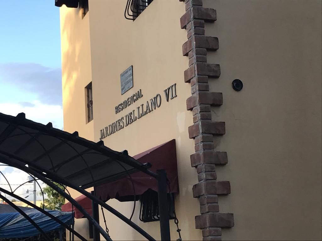 Apartamento Los Rieles Santiago De Los Caballeros Kültér fotó